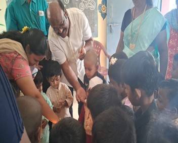 <br />
<b>Notice</b>:  Undefined variable: title in <b>/home/suryamemorialfou/public_html/blog.php</b> on line <b>105</b><br />
